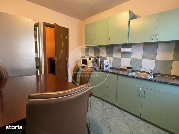 Apartament cu 3 camere decomandat în Dacia