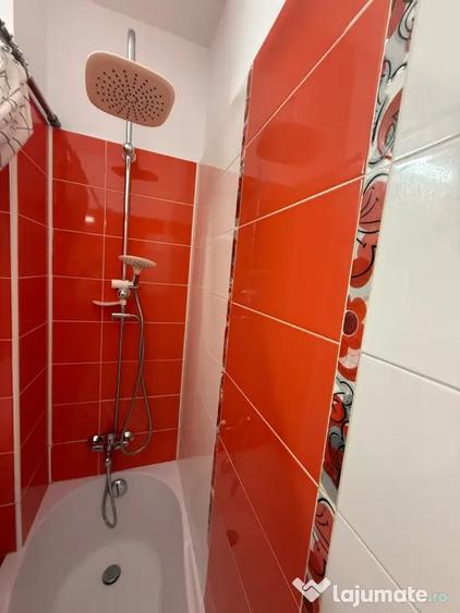 Apartament cu 2 camere semidecomandat în Victoriei
