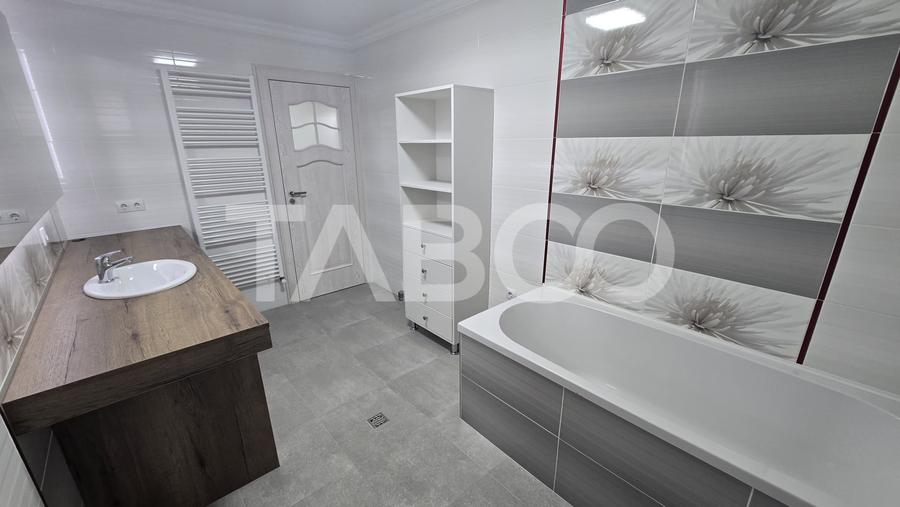 Casă individuală cu 10 camere cu Canalizare în Lupeni