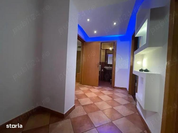 Apartament cu 3 camere decomandat în Drumul Taberei