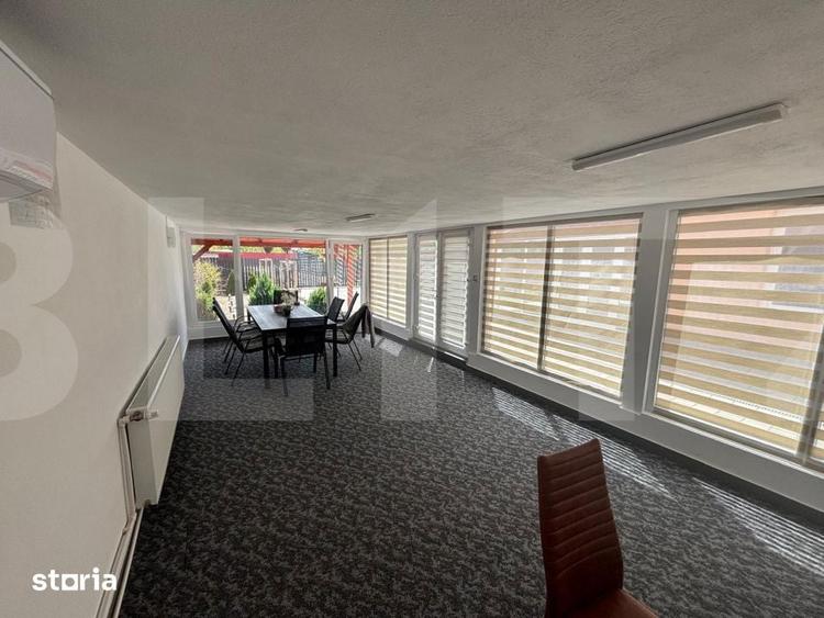 Casa in ?ofronea cu 2 corpuri, 5 camere, terase, garaj si teren gener - 10