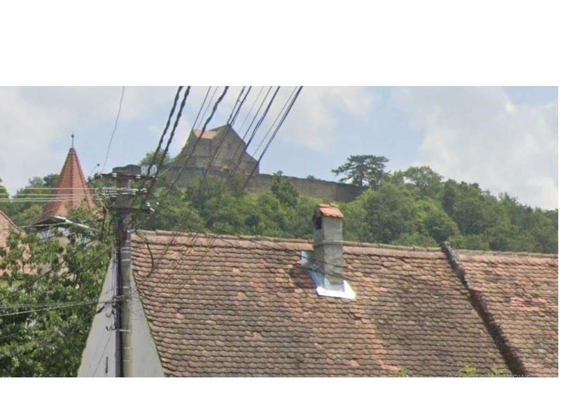 Casă cu 4 camere în Cisnădioara