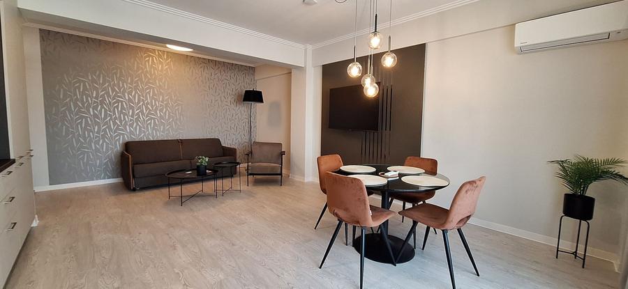 Apartament cu 2 camere semidecomandat, mobilat în Dumbrăvița