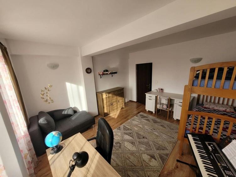 Apartament cu 2 camere decomandat în Sfântu Ilie