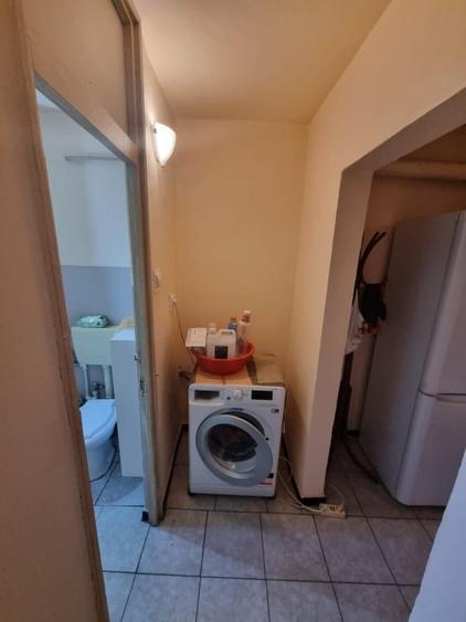Apartament 2 camere decomandat, zona km 4-5,B-dul Aurel Vlaicu nr 1 Bl D1 Consta - 1