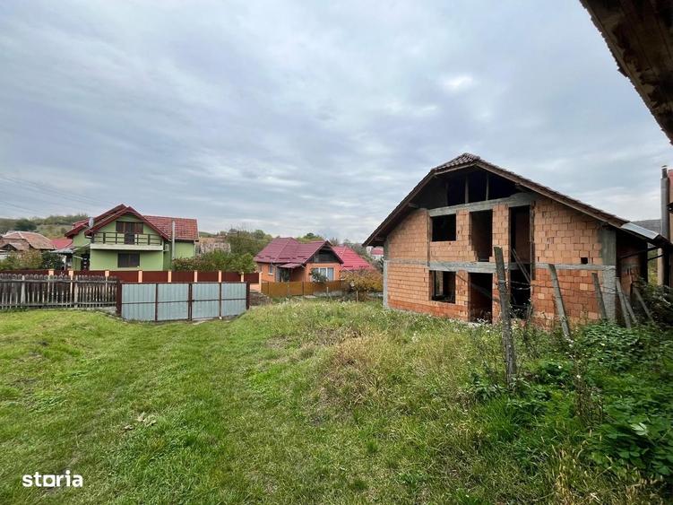 Casă cu 4 camere în Pănet