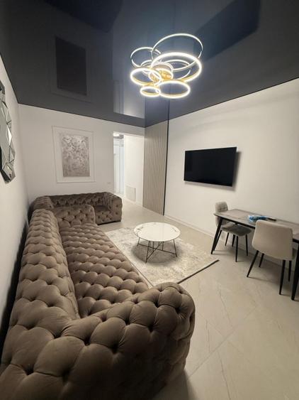 Apartament cu 2 camere decomandat, mobilat în Tomis Nord