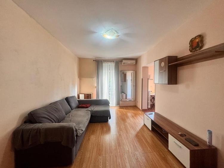 Apartament cu 2 camere semidecomandat în Floreasca
