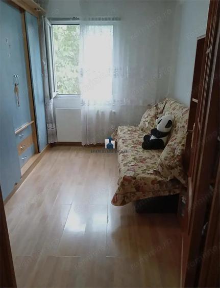 Vanzare Apartament 3 Camere Semidecomandat Berceni-Al.Ciceu - 3