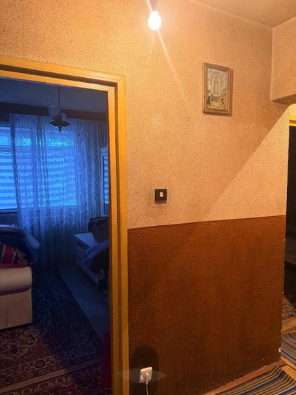Apartament cu 3 camere în Berceni — fotografia 3