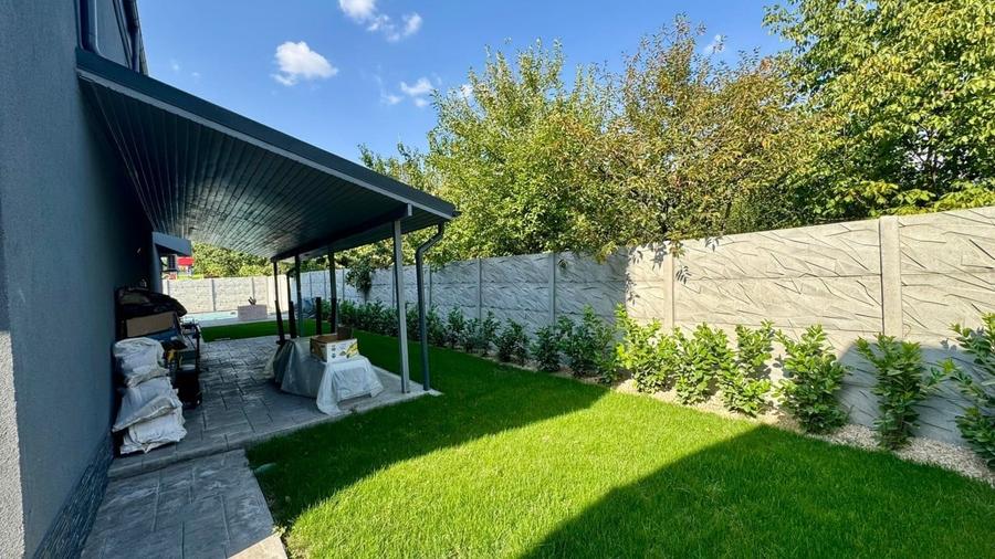 Casă individuală cu 4 camere cu Piscina în Tunari
