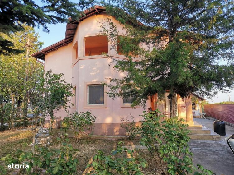Casa spatioasa cu teren generos in Valea Calugareasca pentru familie - 18