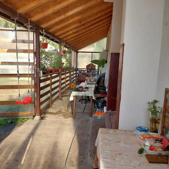 Casă cu 4 camere în Central
