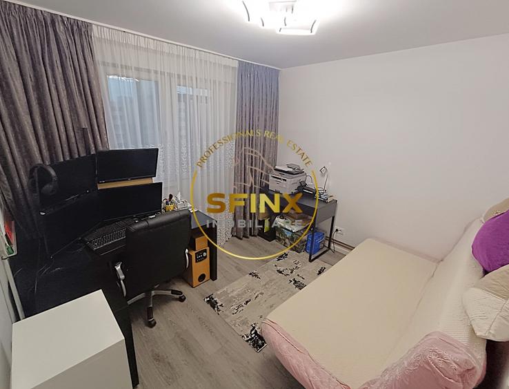 Apartament cu 3 camere semidecomandat, mobilat în Colentina