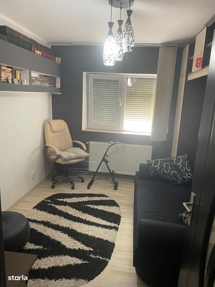 Apartament 3 camere, balcon, etaj 2, lift, zona I-uri - 6
