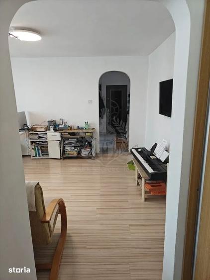Apartament cu 2 camere semidecomandat în Baraolt