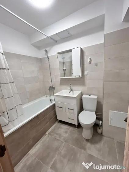Apartament cu 2 camere decomandat în Păcurari