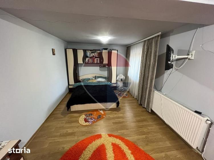 Casă cu 4 camere cu Teren 1256 Mp în Breaza
