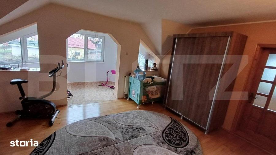 Casă cu 5 camere cu Teren 1200 Mp în Centura