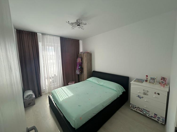 Apartament cu 2 camere decomandat în Berceni