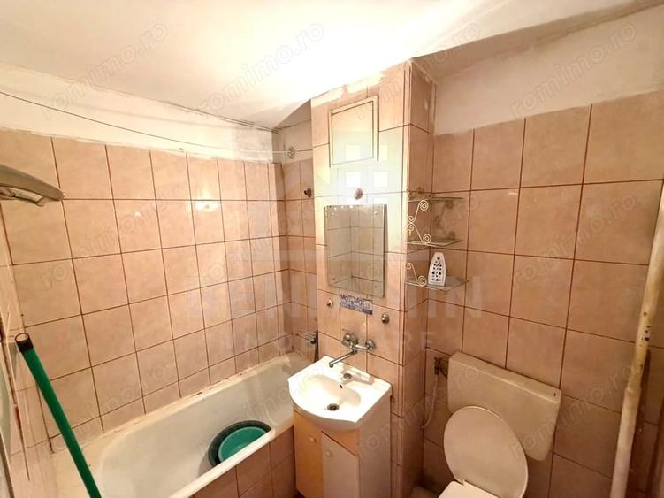 Garsonieră semidecomandată în Rovine