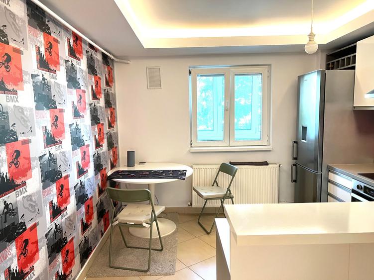 Apartament cu 2 camere decomandat în Rahova