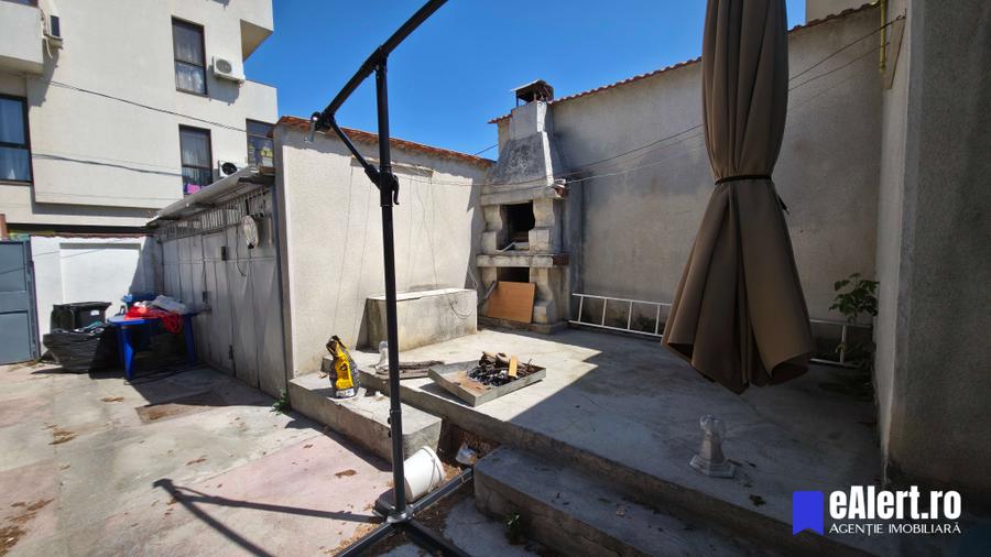 Casă cu 3 camere cu Garaj în Vatra Luminoasă