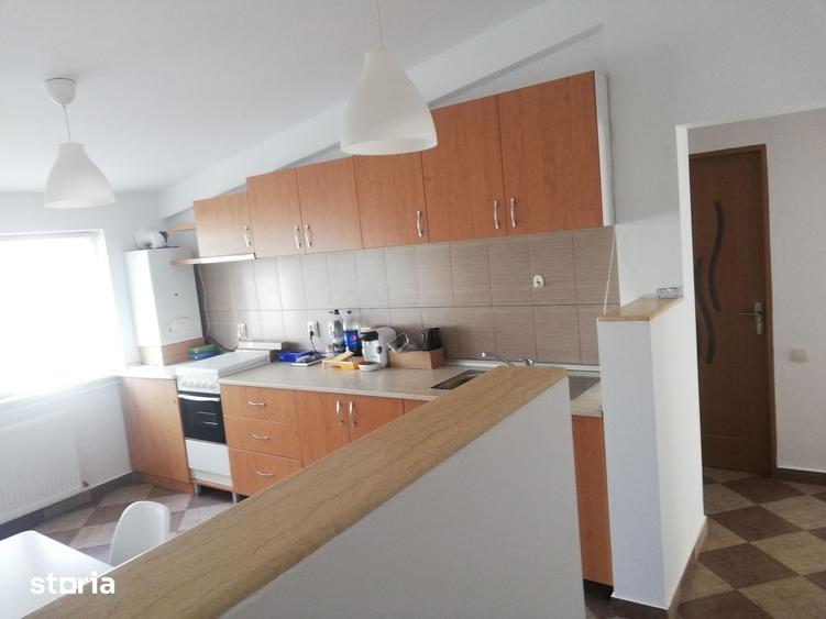 Apartament cu 2 camere decomandat în Între Lacuri