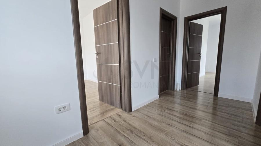 Casă individuală cu 5 camere cu Canalizare în Tunari