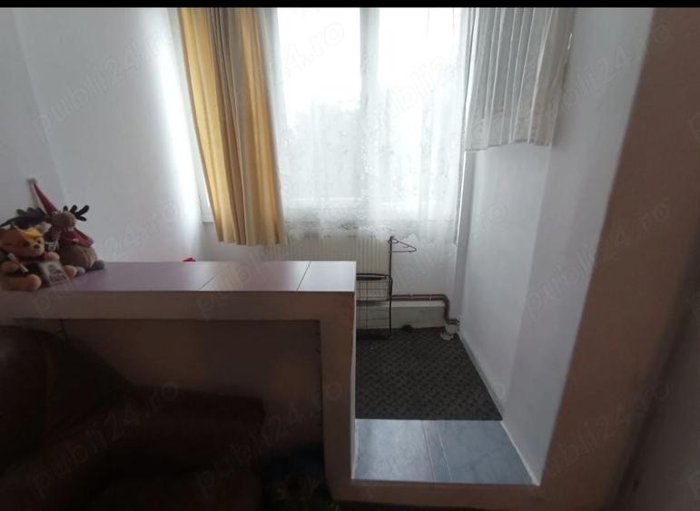 Garsonieră decomandată în Central