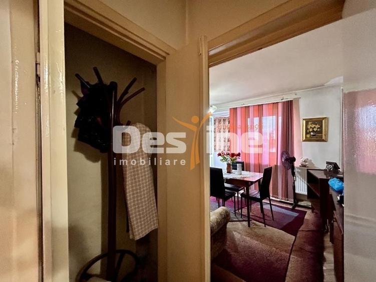 Apartament cu 2 camere decomandat, mobilat în Central