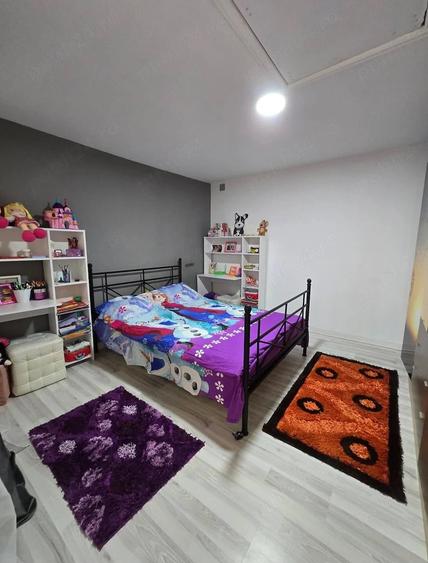 Casă cu Teren 500 Mp în Cazasu