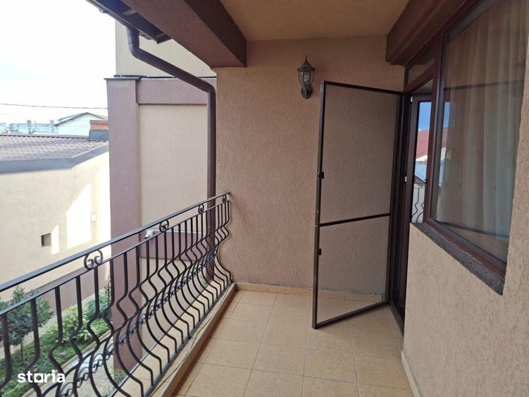Casă cu 4 camere cu Teren 20 Mp în Gheorghe Doja