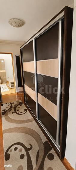Apartament cu 2 camere decomandat, mobilat în Micro 20