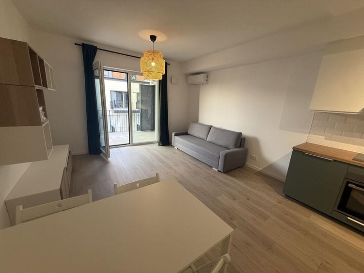 Apartament cu 2 camere decomandat, mobilat în Doamna Ghica