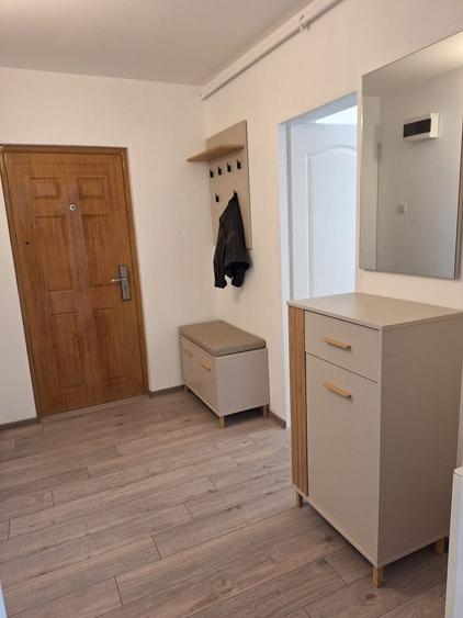 Apartament cu 2 camere decomandat în Micro 16