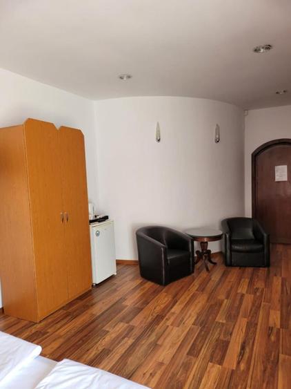 Hotel/Pensiune, de 24 mp, în Central