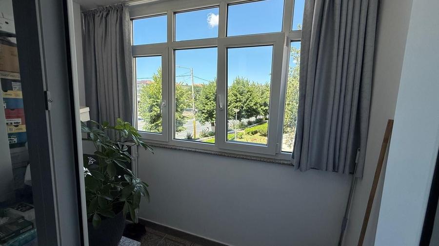Apartament cu 4 camere decomandat în Ultracentral