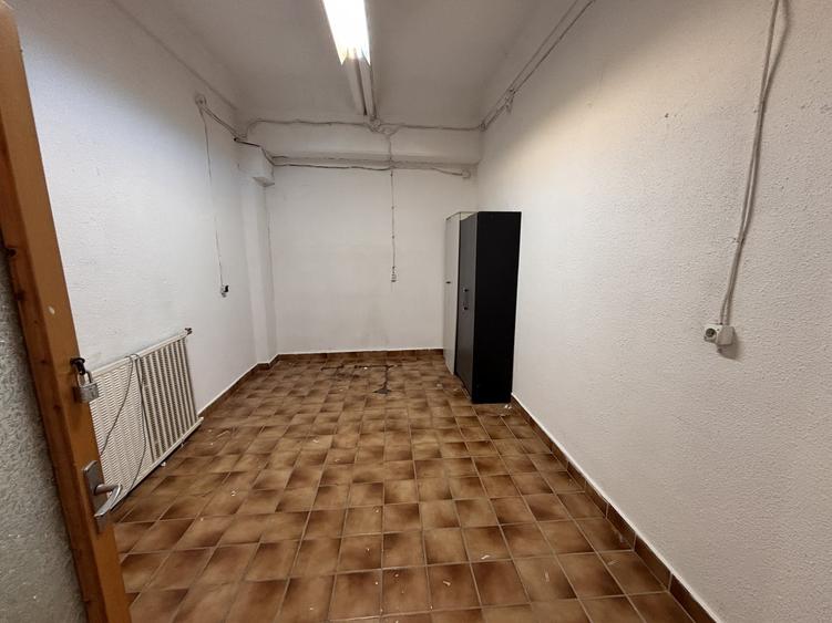 Birou, de 57.700000762939 mp, în Costin Georgian