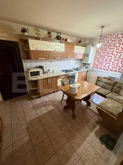 Apartament cu 2 camere semidecomandat, mobilat în Nord
