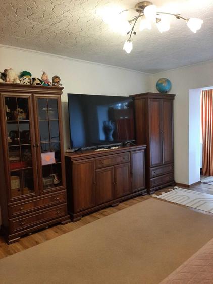 Apartament cu 2 camere decomandat în Albești