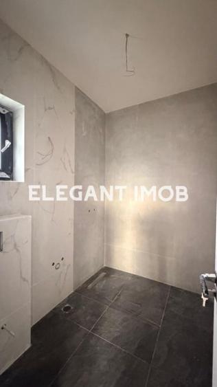Casă cu 4 camere cu Teren 685 Mp în Corbeanca