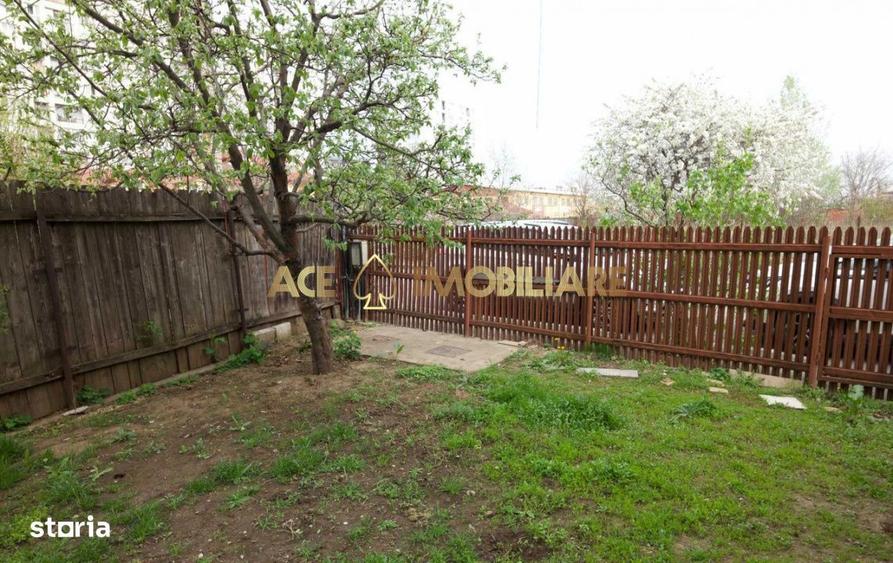 Casă cu 3 camere cu Canalizare în Militari