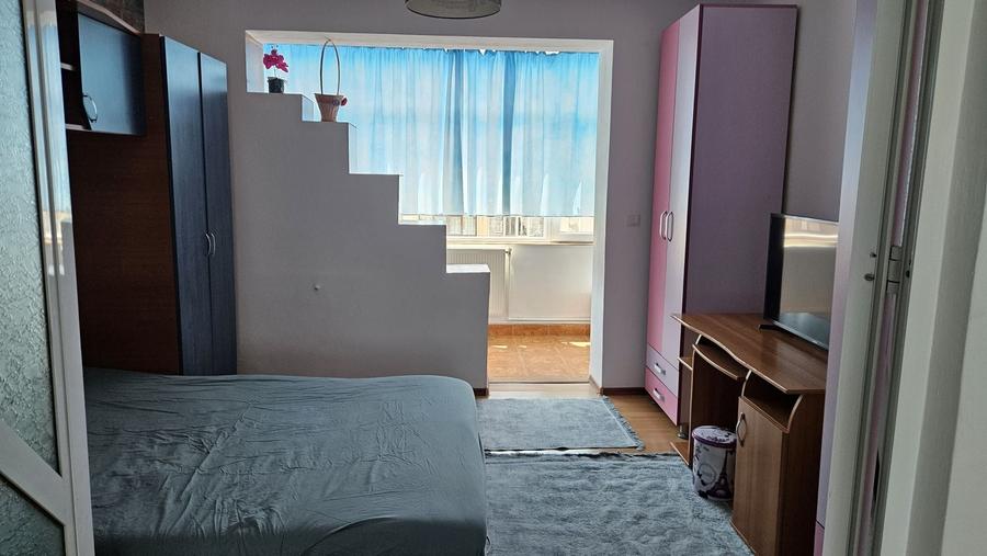 Apartament cu 2 camere semidecomandat în Centrul Vechi