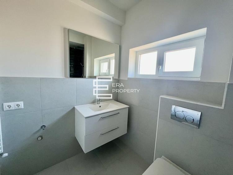 Penthouse cu 2 camere decomandat, mobilat în Cristian