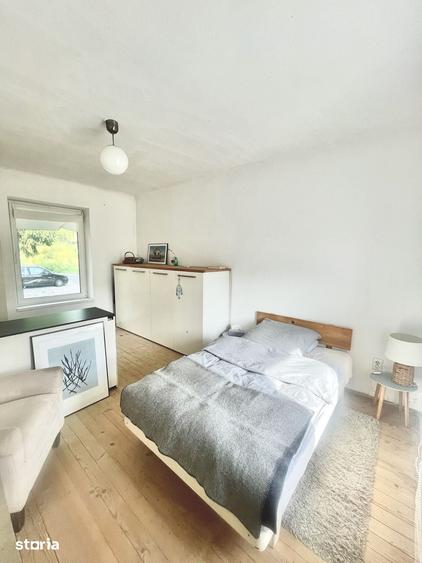 Casă cu 4 camere cu Teren 2178 Mp în Ațel