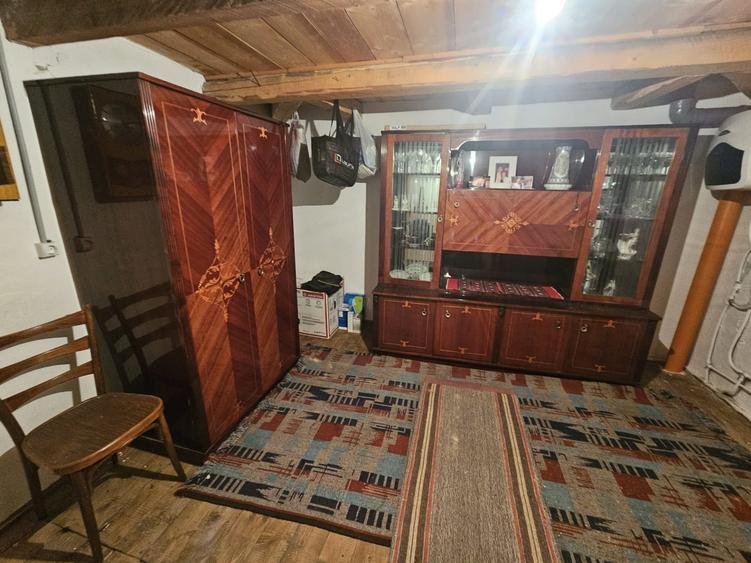 Casă individuală cu 5 camere cu Garaj în Mărișel