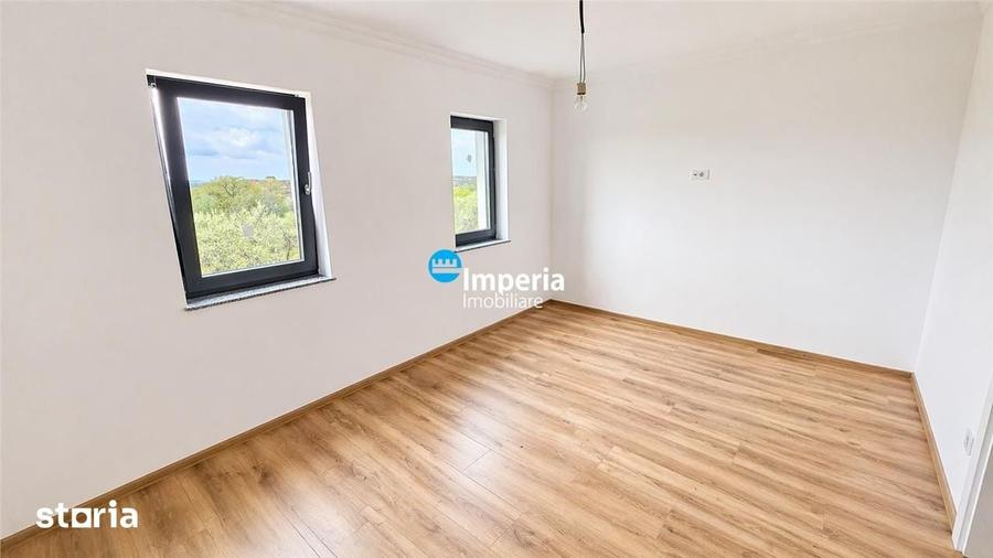 Casă cu 4 camere cu Teren 480 Mp în Bârnova