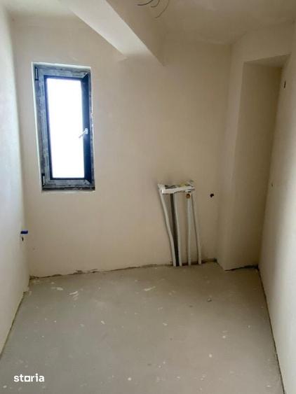 Casă cu 5 camere cu Teren 500 Mp în Central