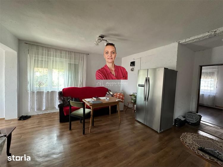 Casă cu 3 camere cu Teren 1438 Mp în Central